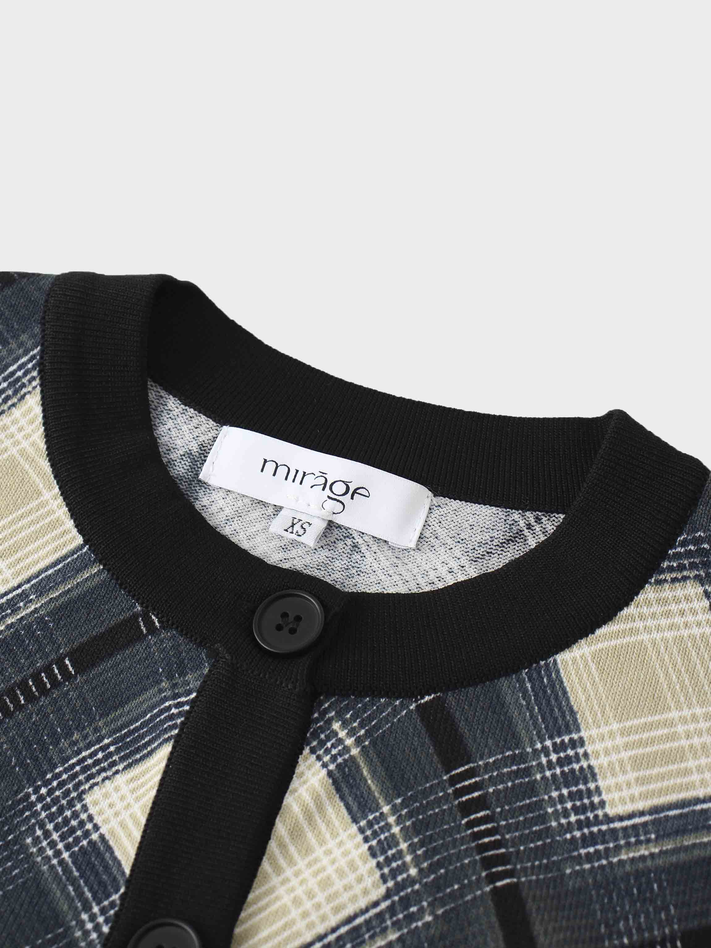 Buttoned Cardigan-Black/White Plaid